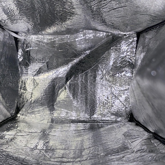 GAP Men's Gray Lunch Bag with Blue Accent - Picture 4 of 4